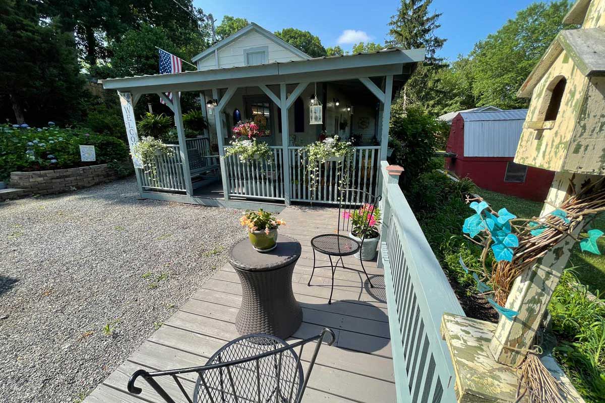 outside-3 image outside-3